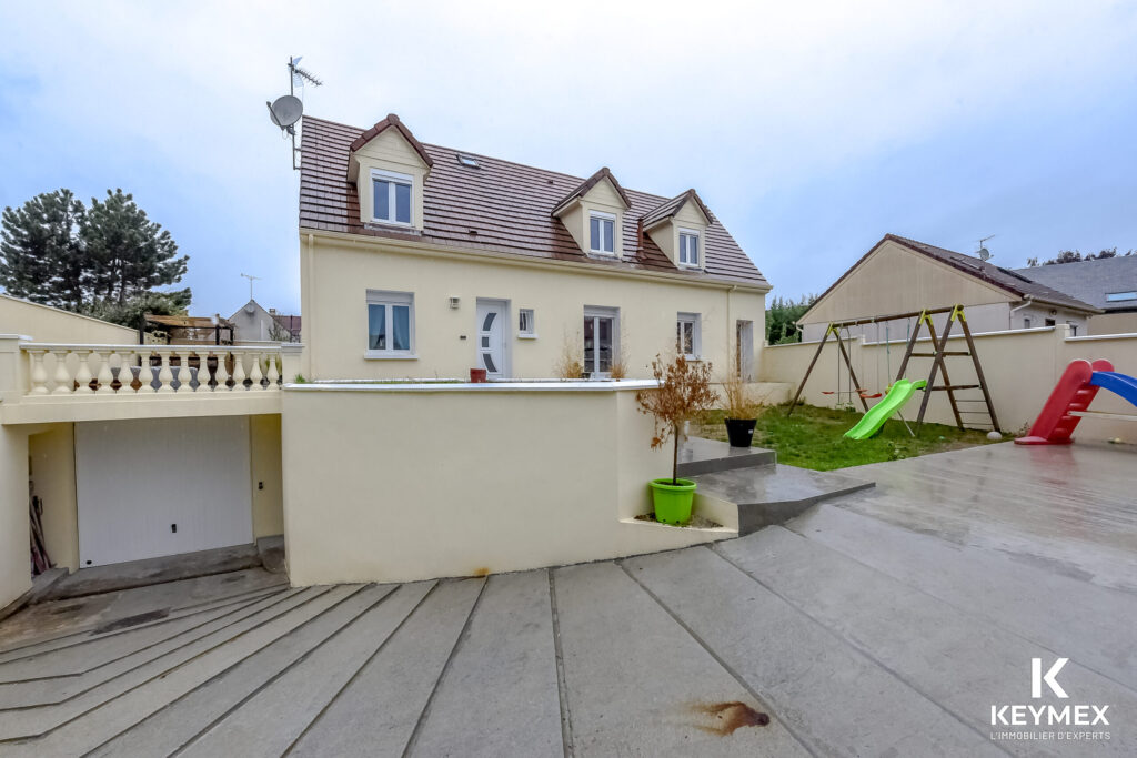 Maison Familiale Viarmes 8 pièces 200m²